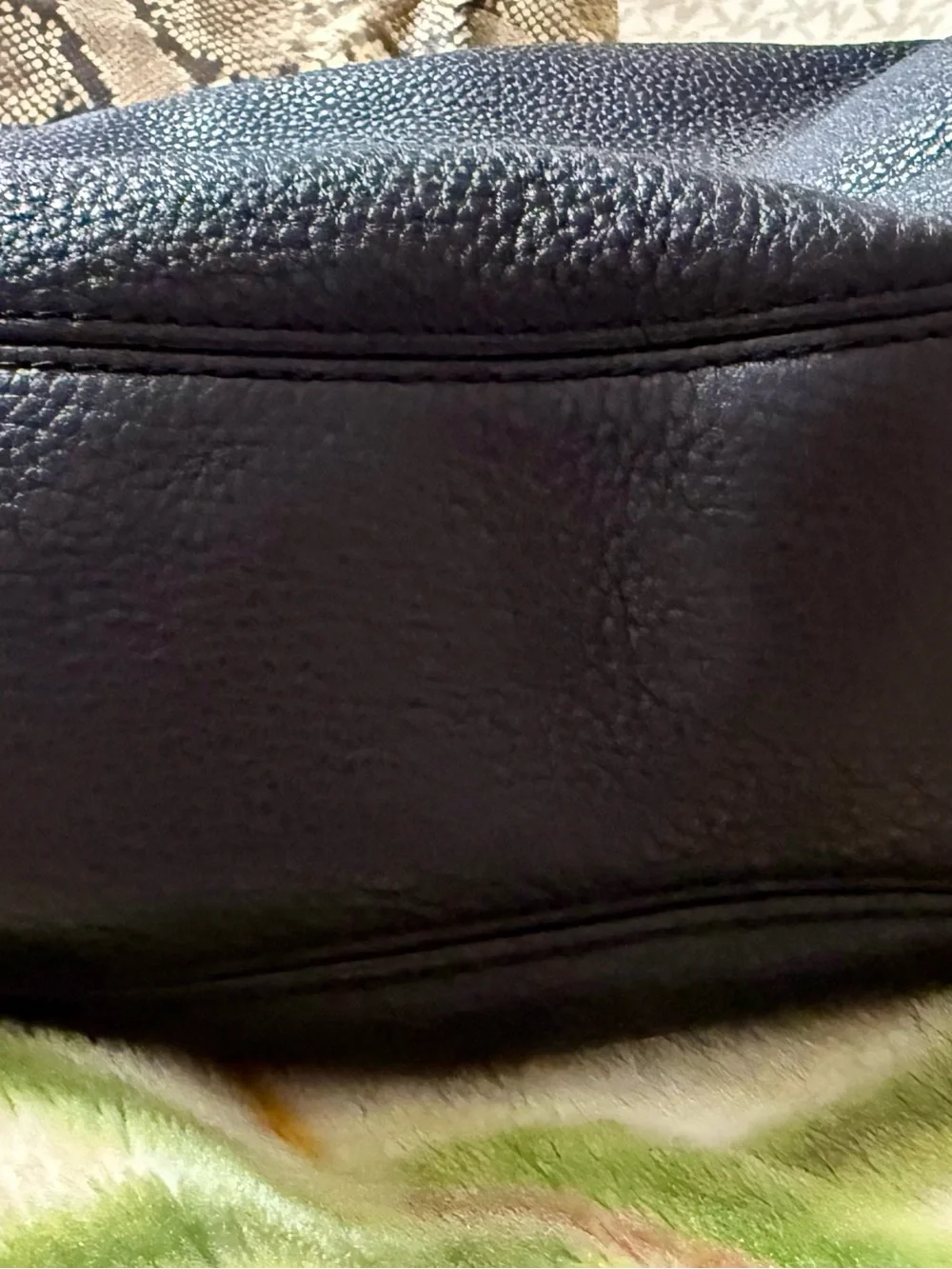 Micheal Kors Classic black Leather Hobo Bag with Gold Hardware